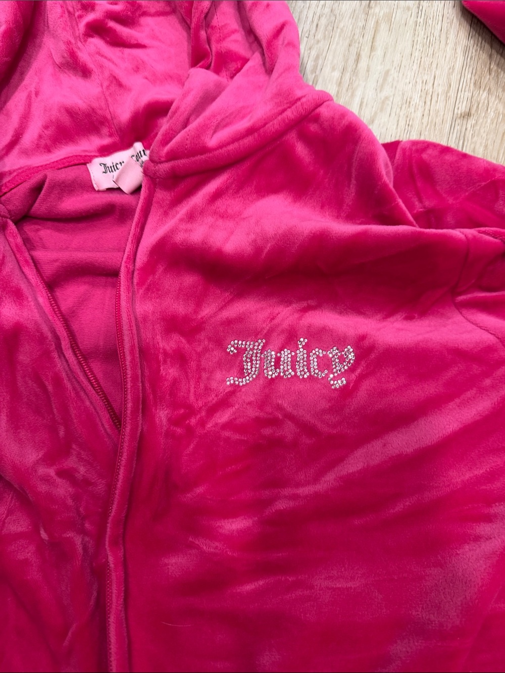 Y2K Juicy Women's Pink Velour Zip Hoodie & Wide-Leg Pants Set - Picture 6 of 9